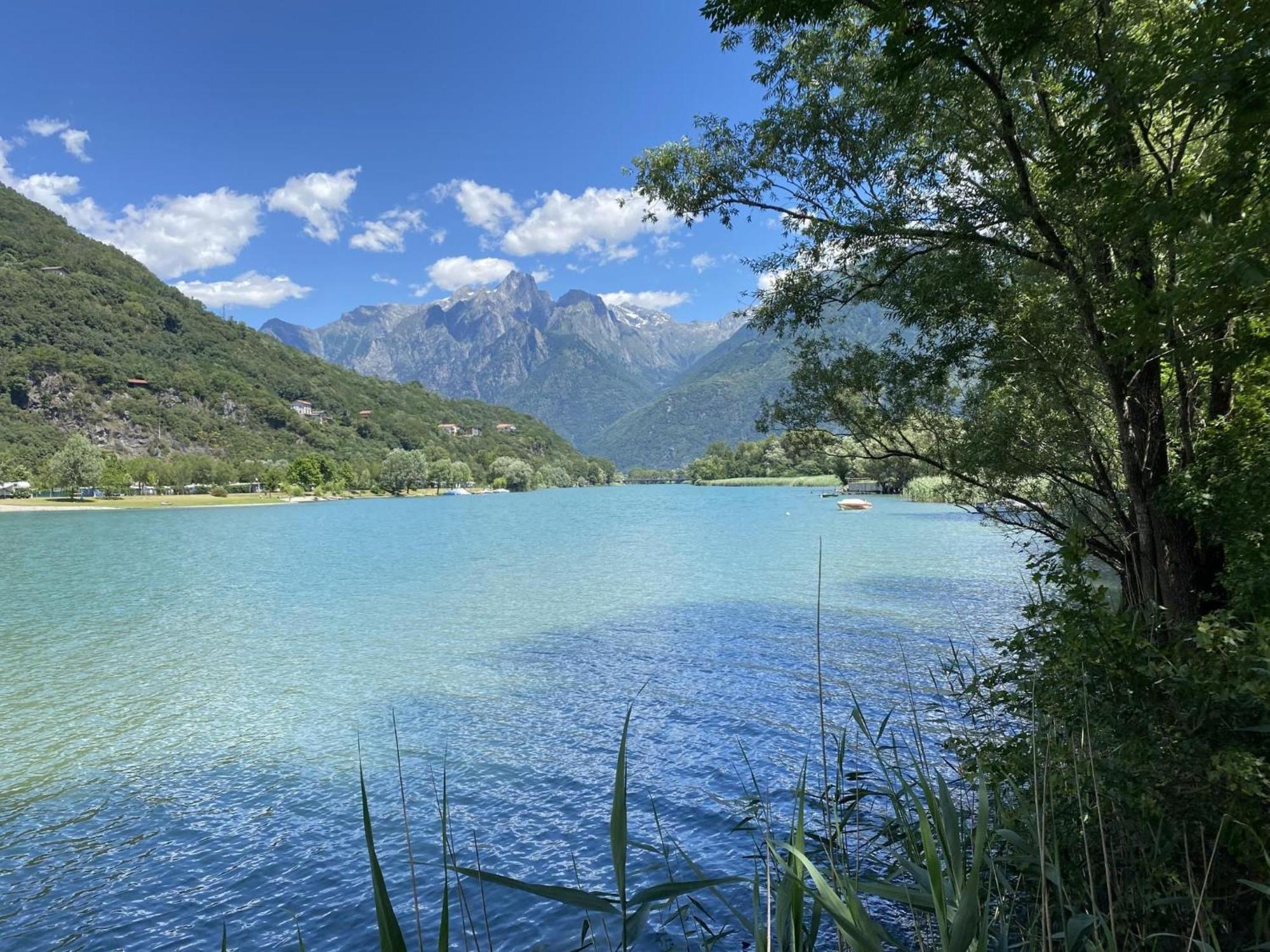 Dascio Emotion Ferienwohnung Mit Terrasse Am See Exteriér fotografie