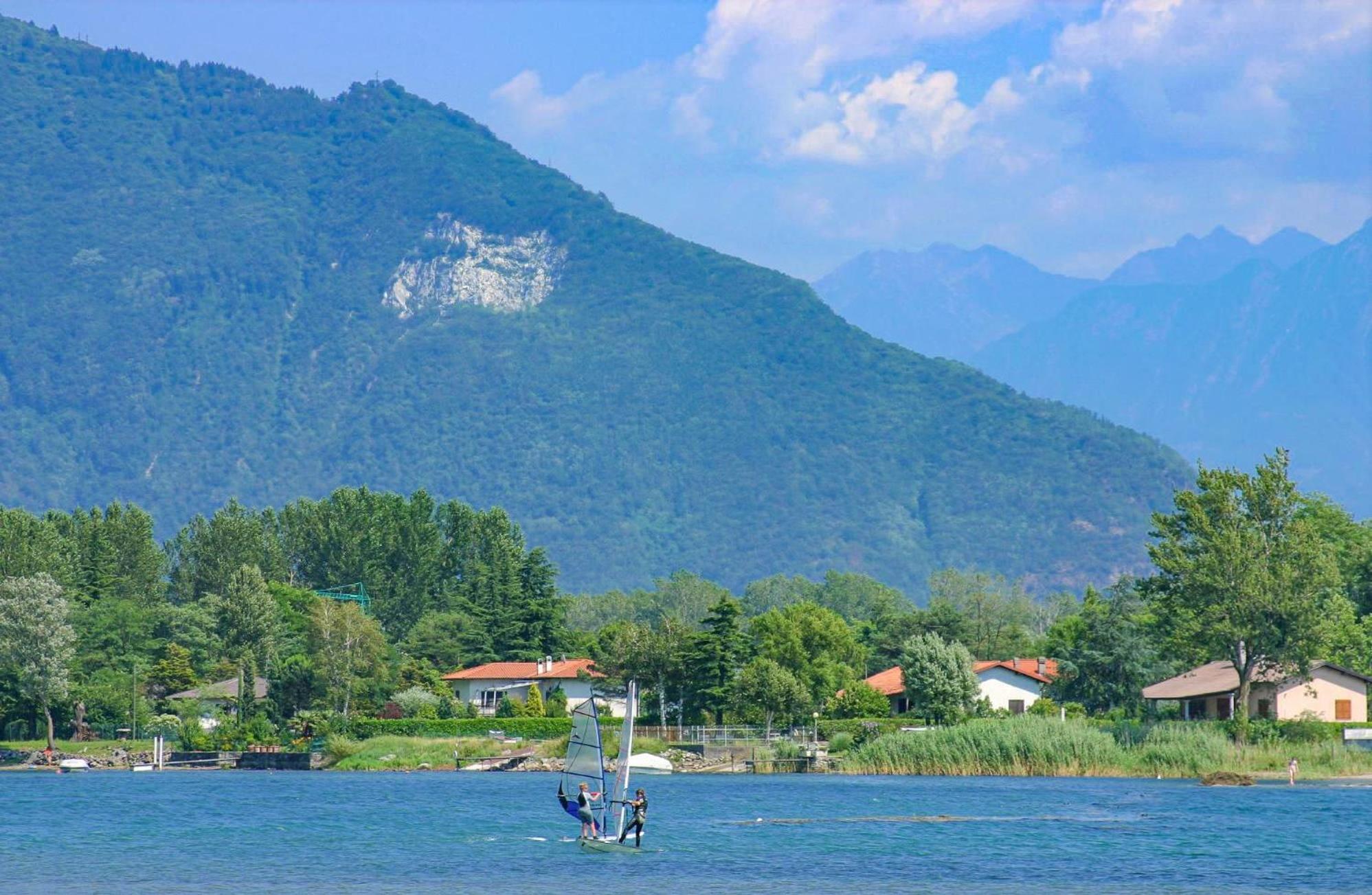 Dascio Emotion Ferienwohnung Mit Terrasse Am See Exteriér fotografie